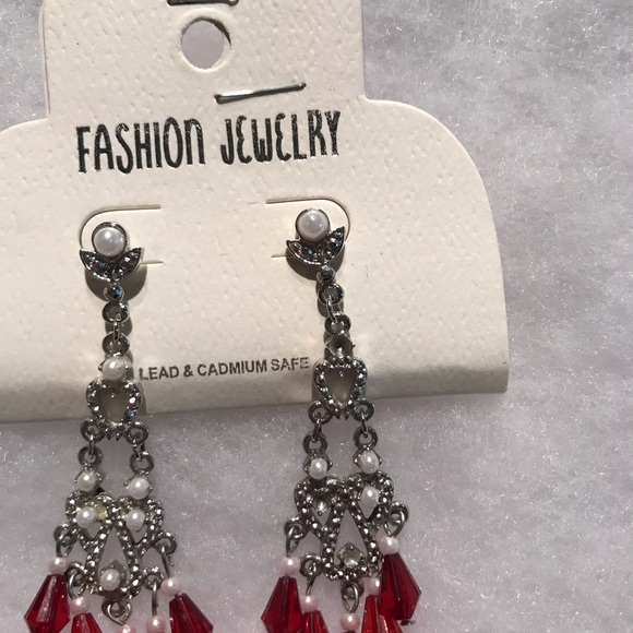 Red Earrings - Picture 2 of 3